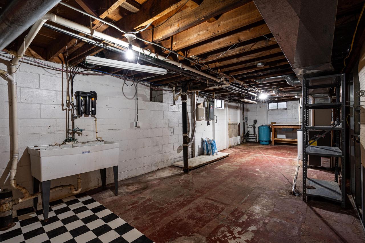 4909 W Minnesota Avenue