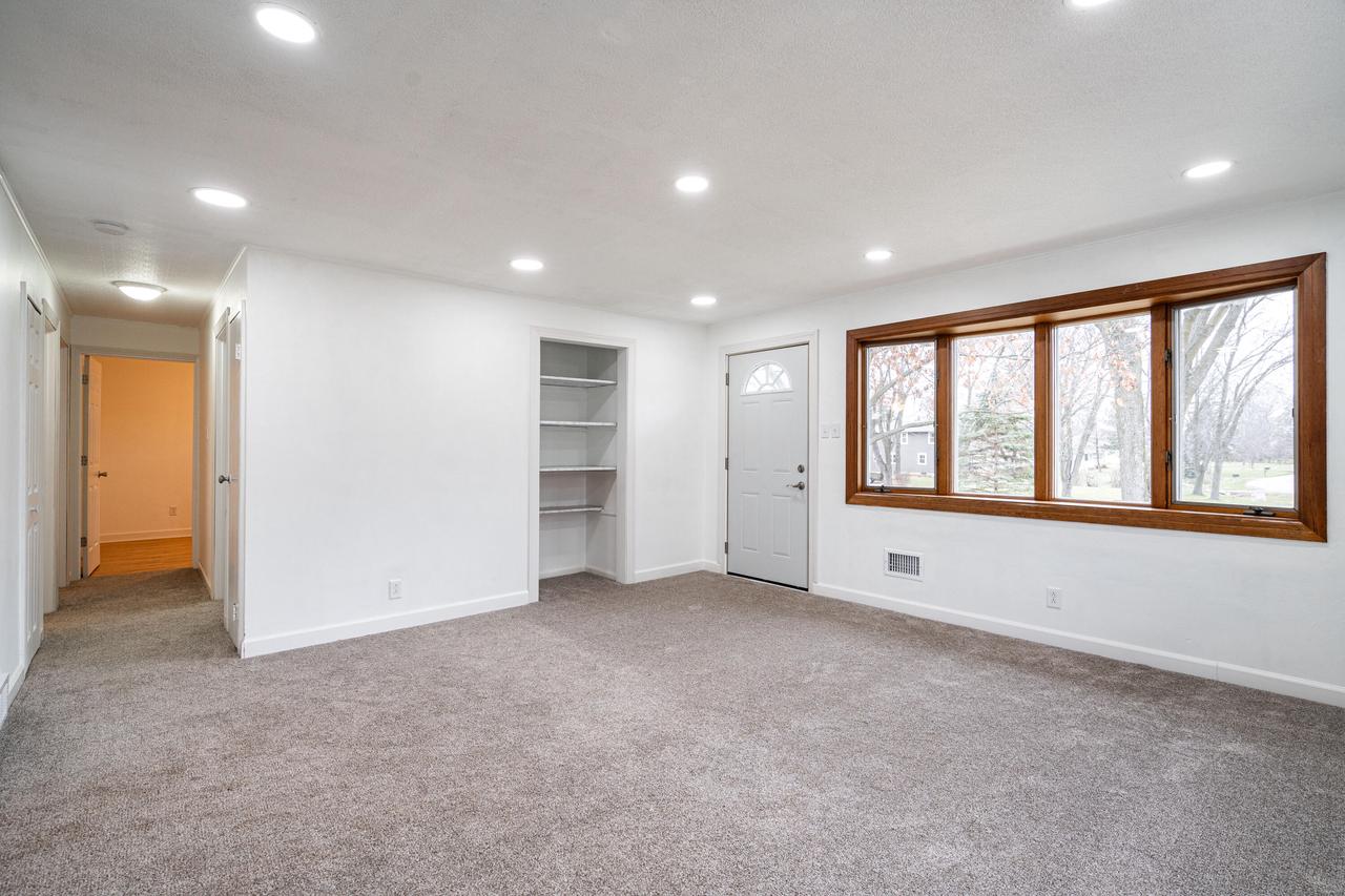 4909 W Minnesota Avenue