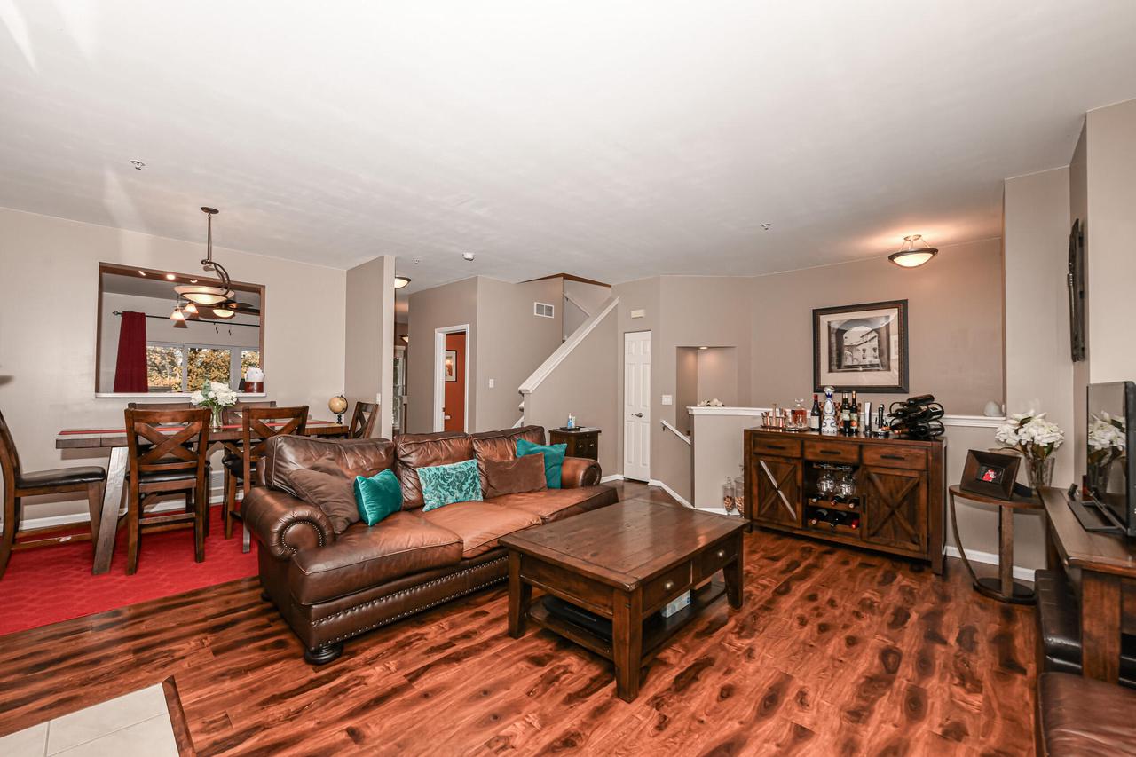 3856 S Lake Drive Unit: 23