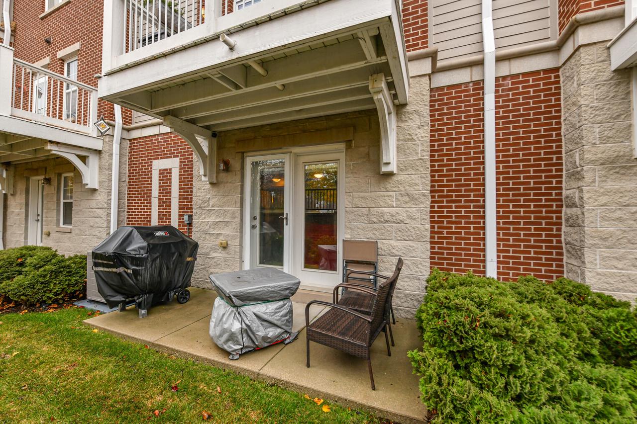 3856 S Lake Drive Unit: 23