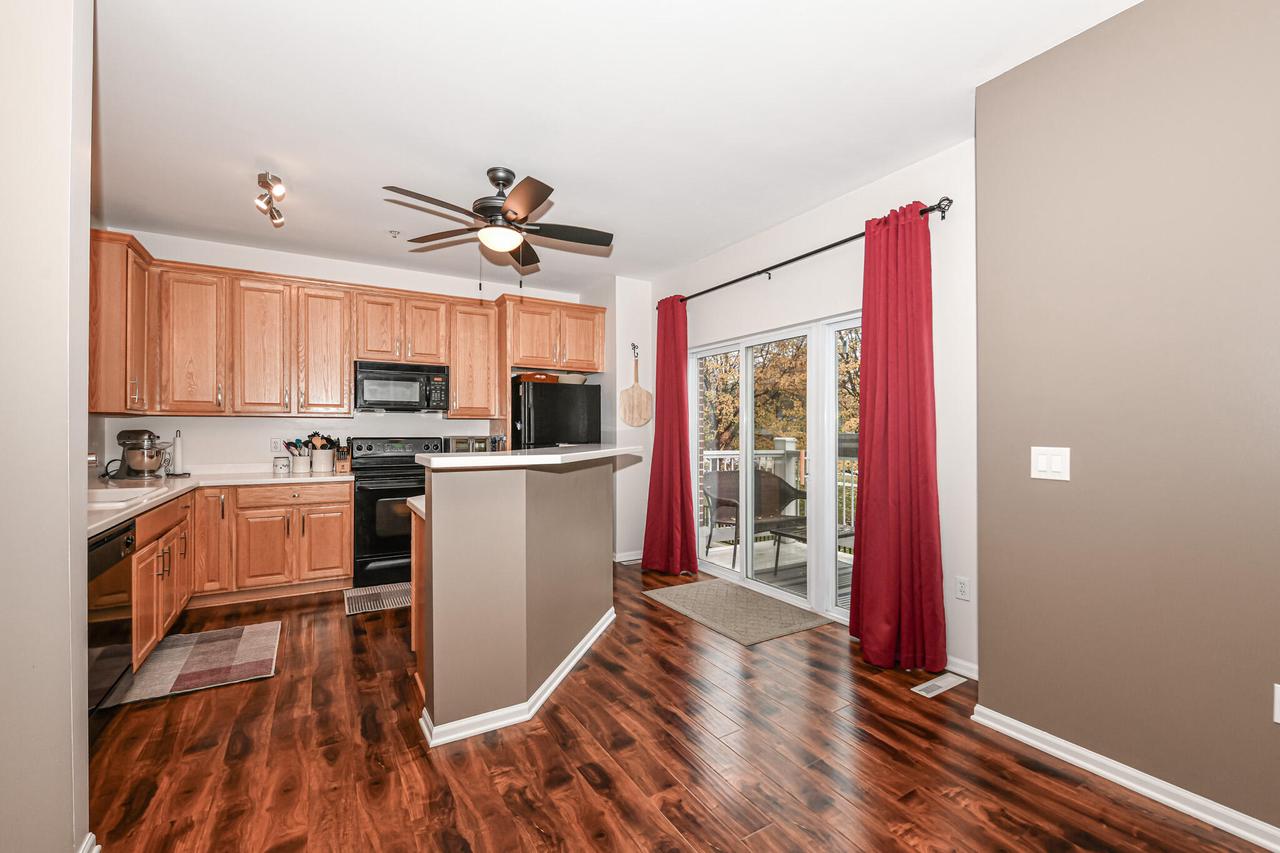 3856 S Lake Drive Unit: 23