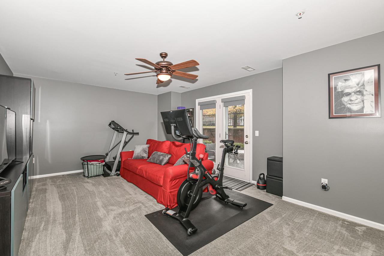 3856 S Lake Drive Unit: 23