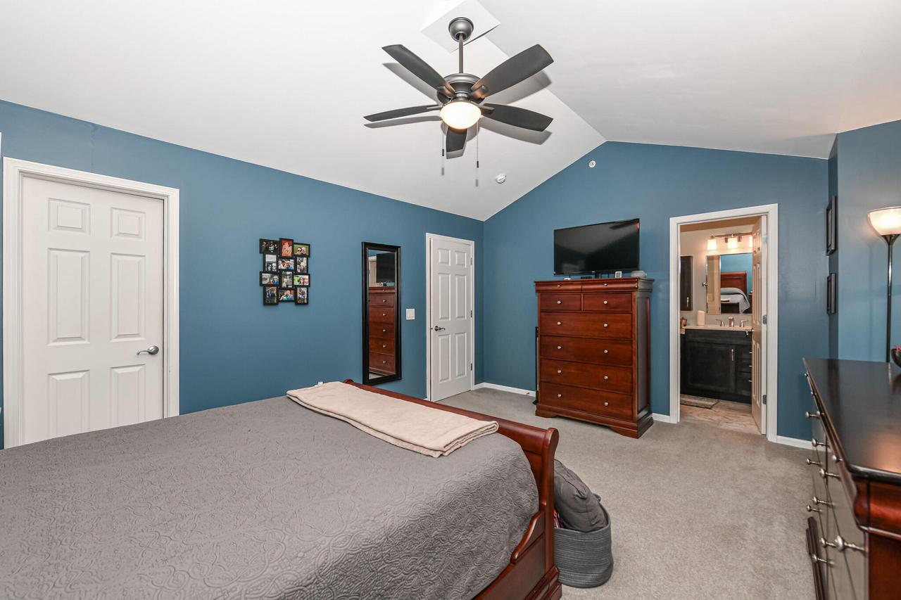 3856 S Lake Drive Unit: 23