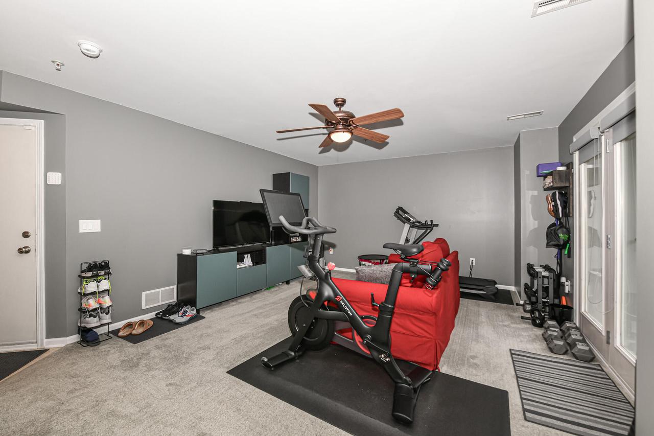 3856 S Lake Drive Unit: 23