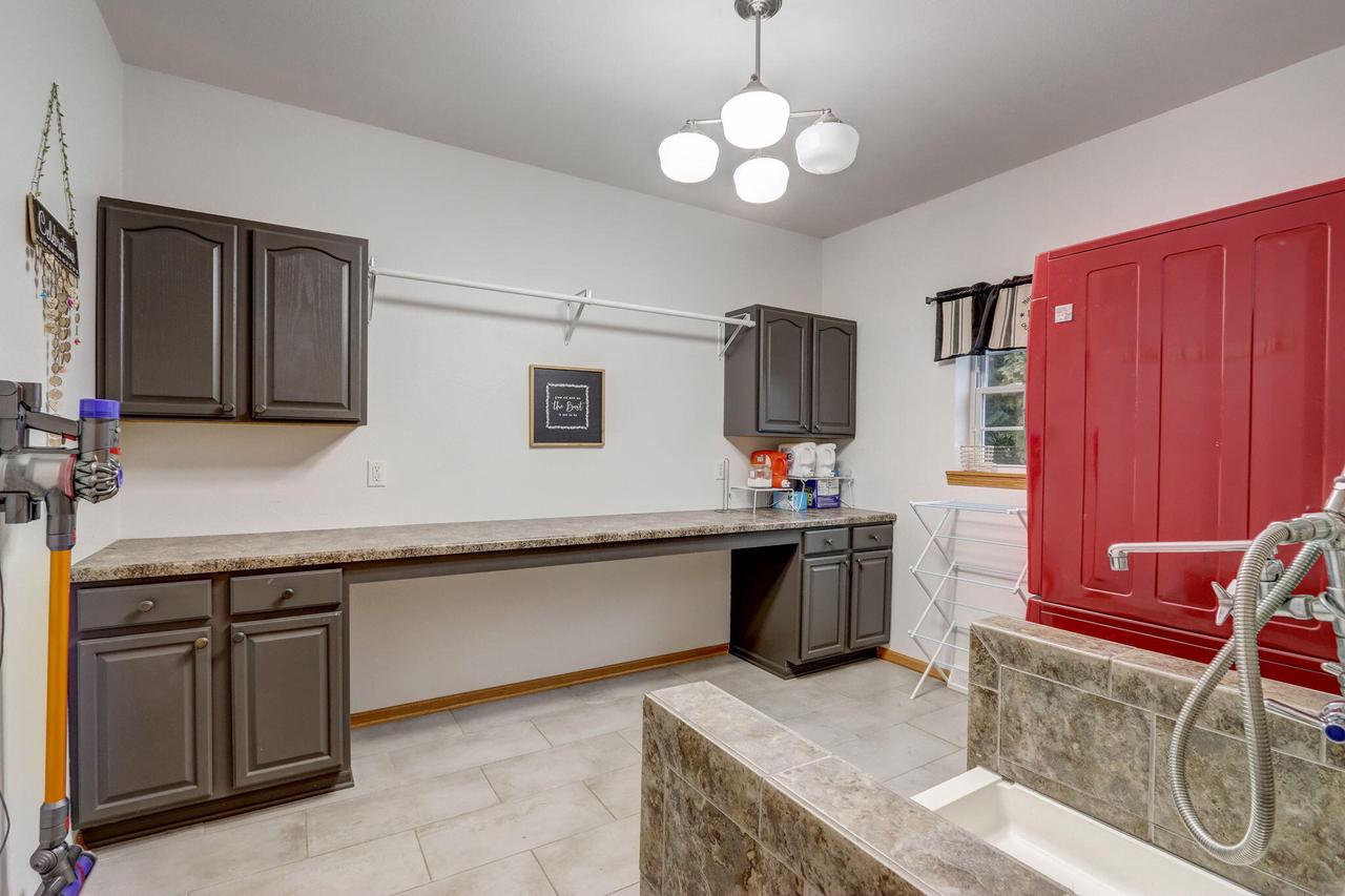 2335 North Forest RUN