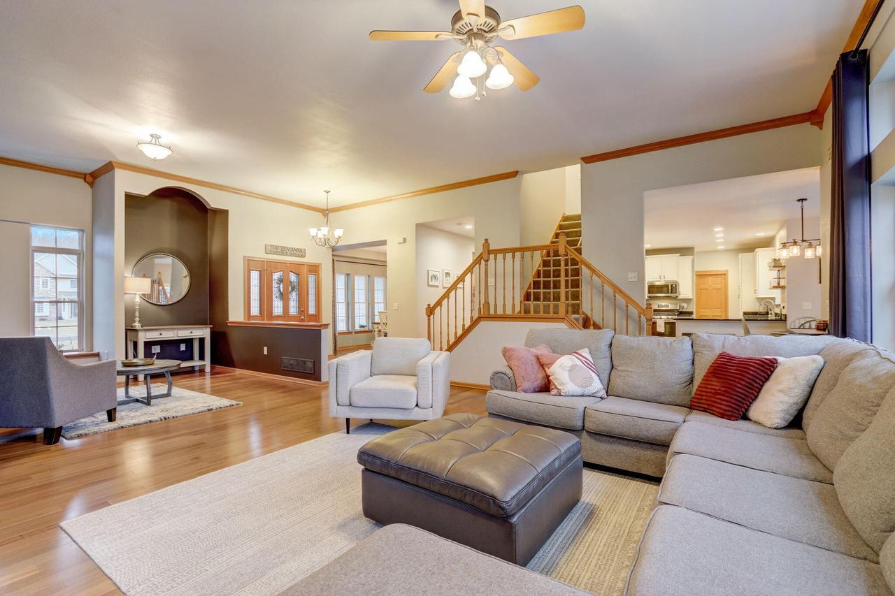 2335 North Forest RUN