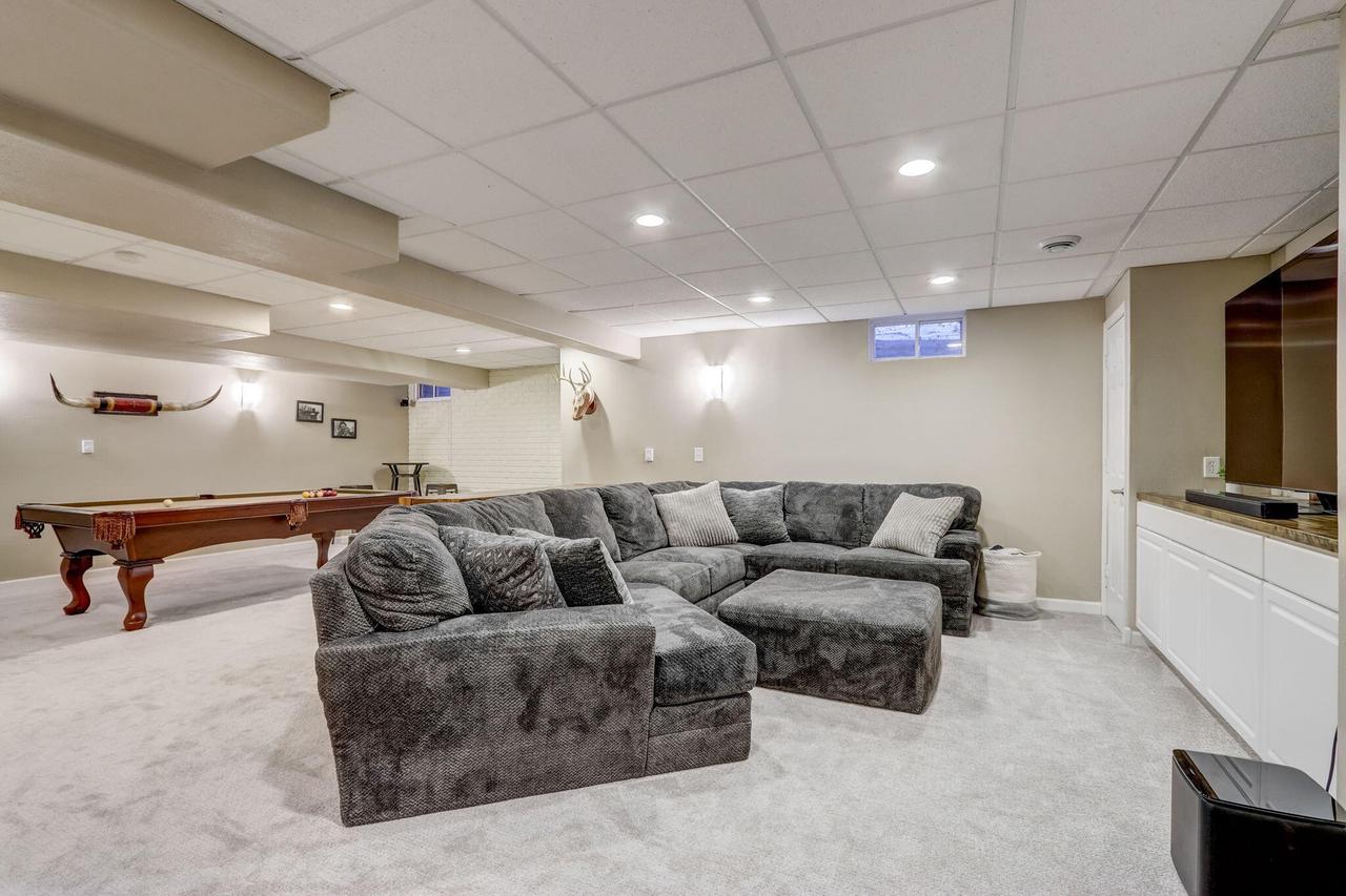 2335 North Forest RUN