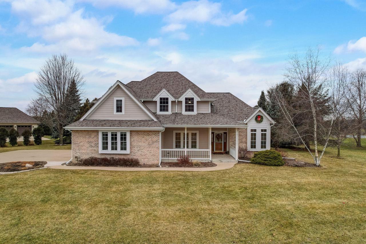 2335 North Forest RUN