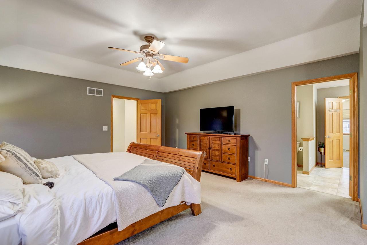 2335 North Forest RUN