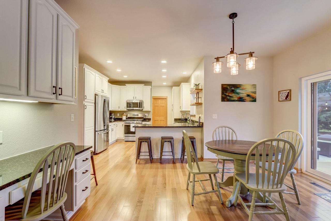 2335 North Forest RUN