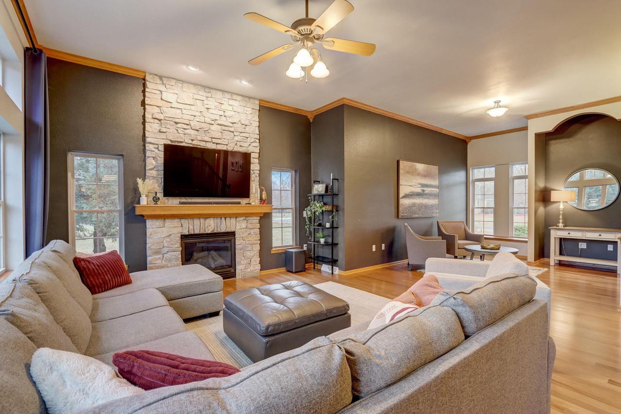 2335 North Forest RUN