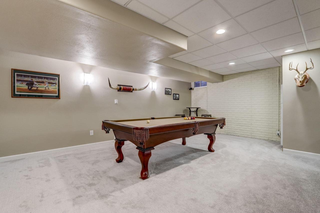 2335 North Forest RUN