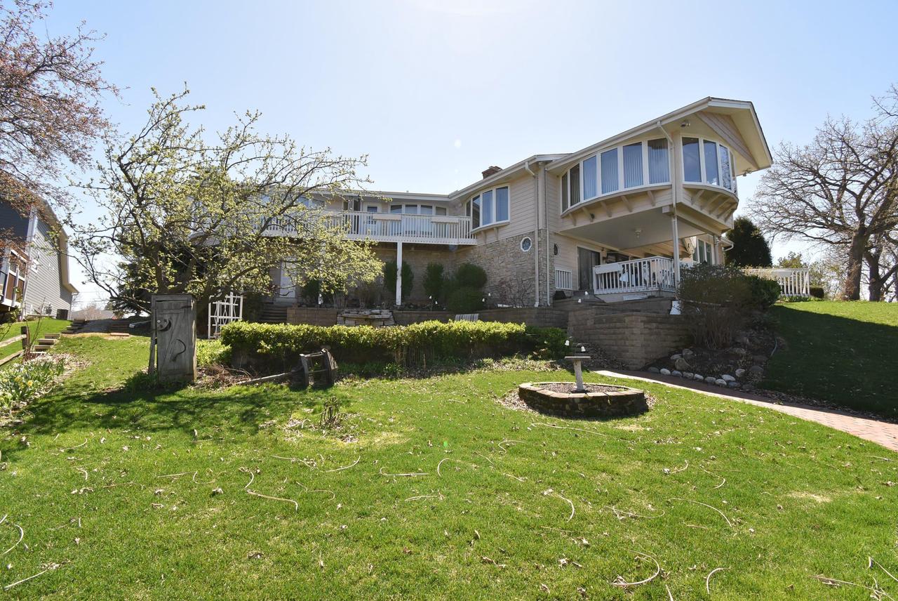 S68W18118 Island Drive