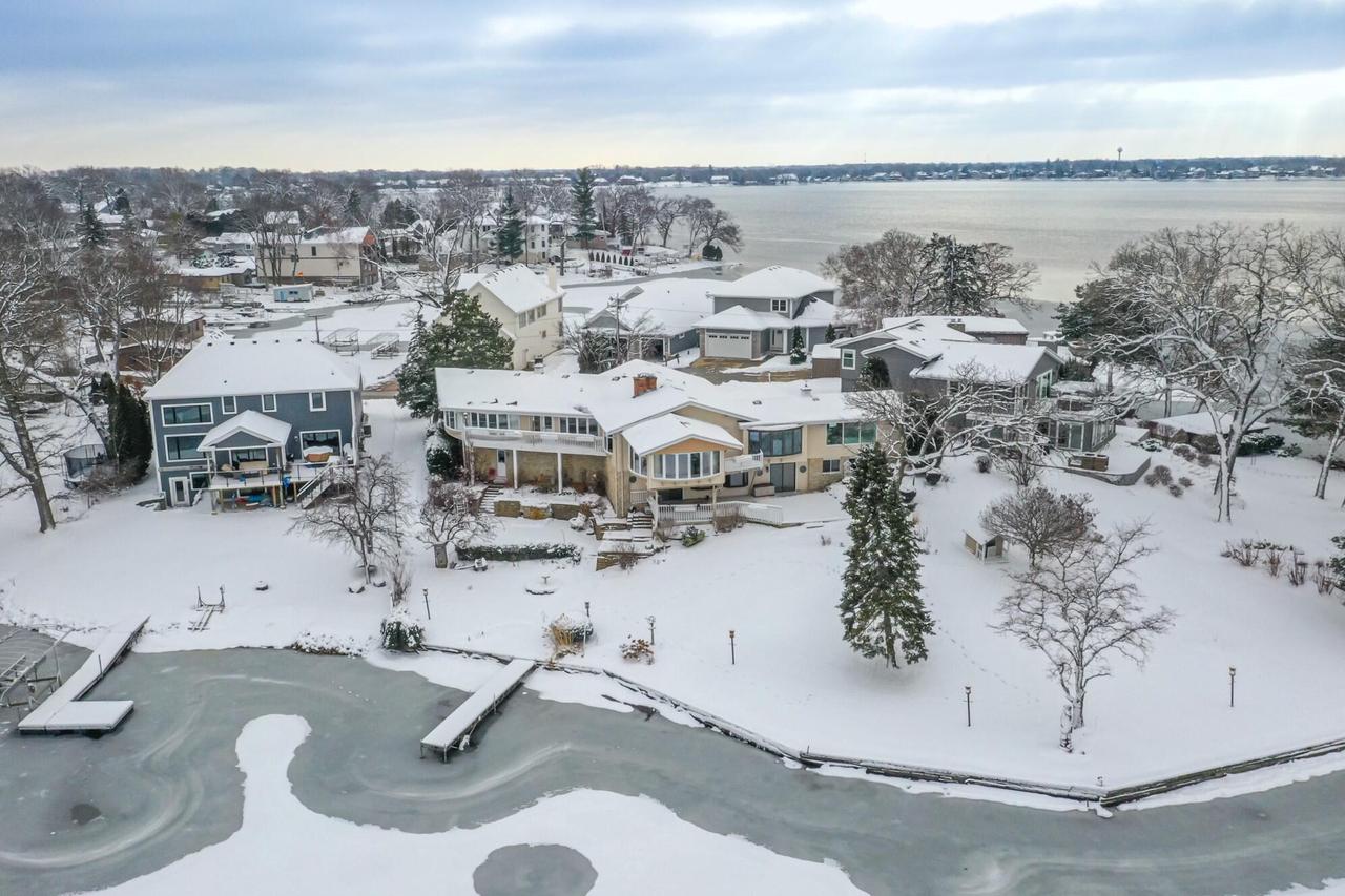 S68W18118 Island Drive