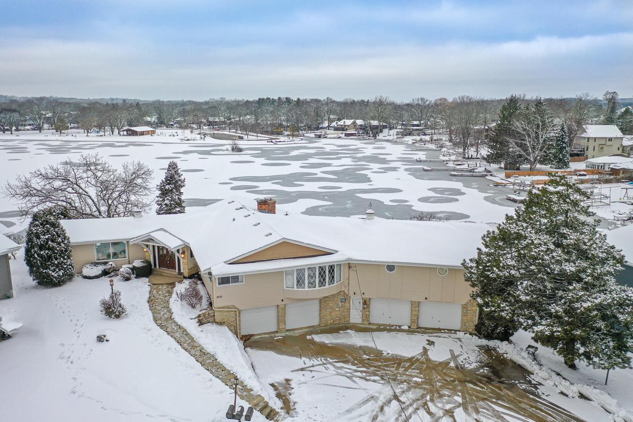 S68W18118 Island Drive