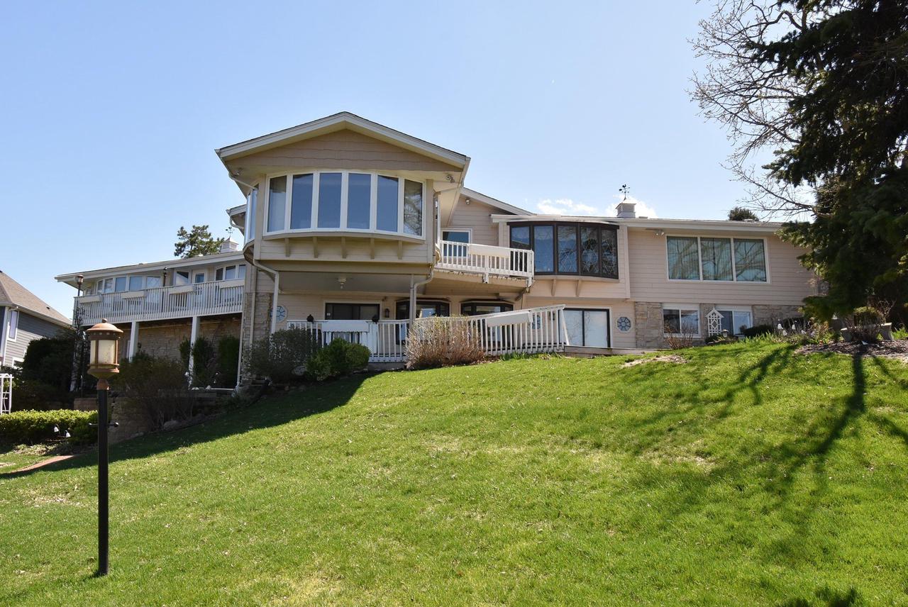 S68W18118 Island Drive