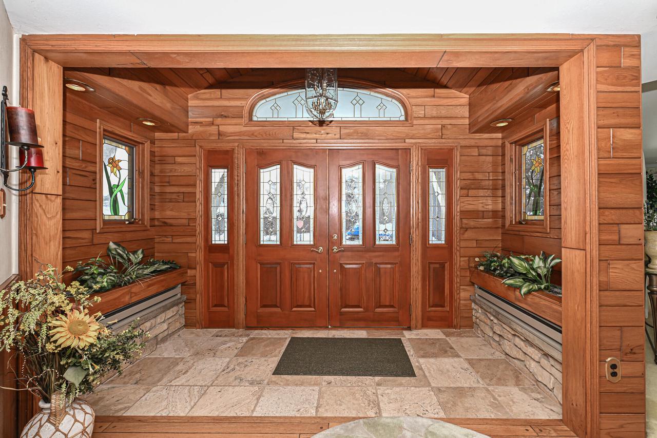 S68W18118 Island Drive