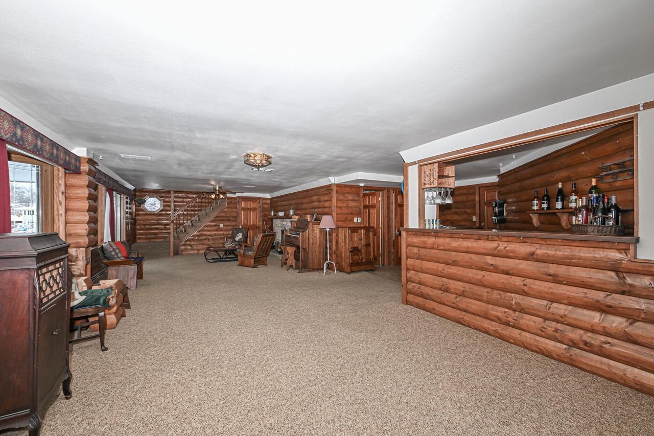 S68W18118 Island Drive