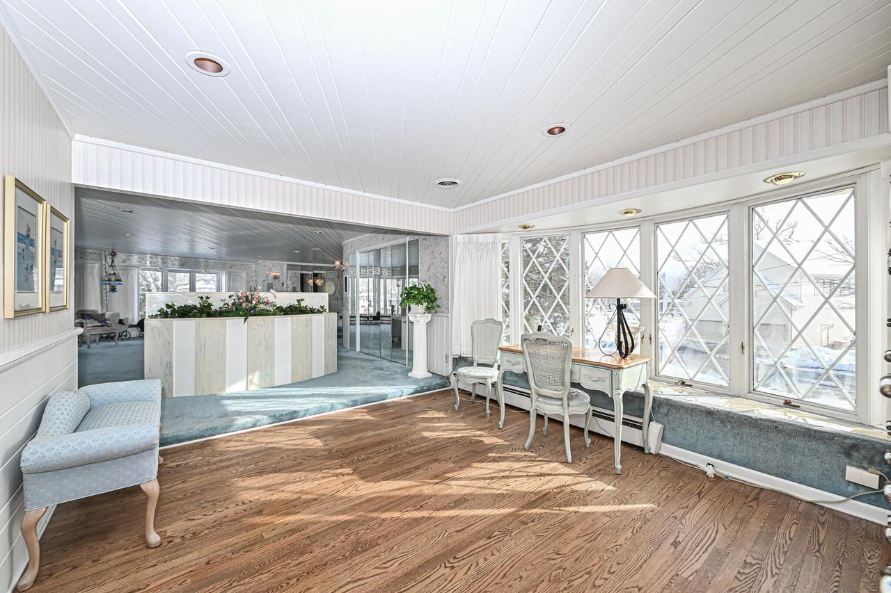 S68W18118 Island Drive