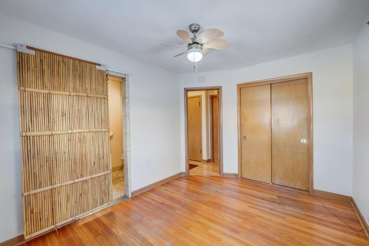 9136 W Michigan Street