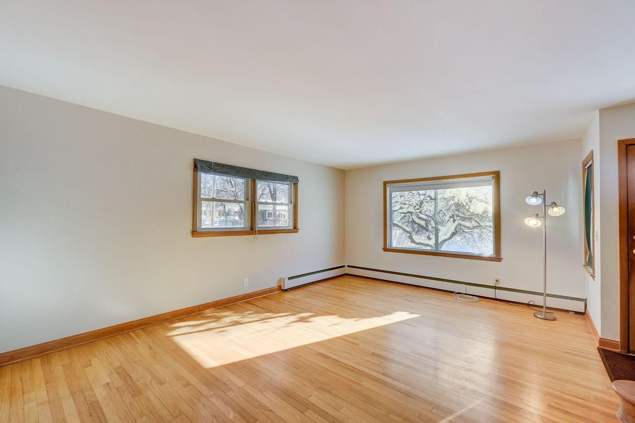 9136 W Michigan Street