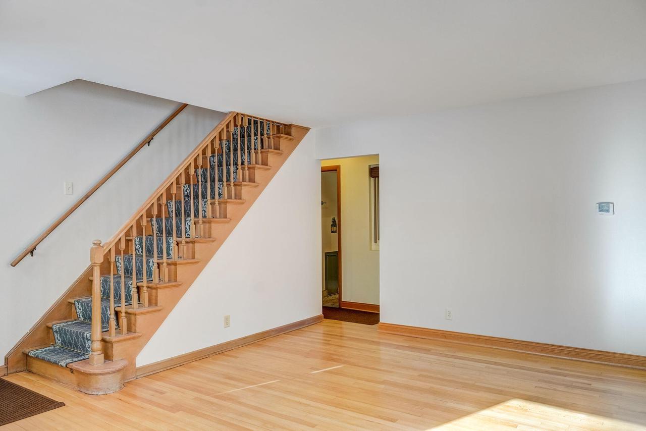 9136 W Michigan Street