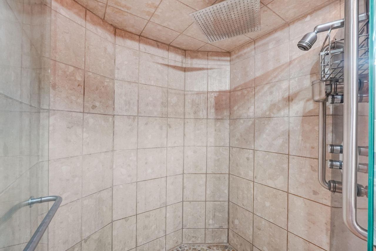 9136 W Michigan Street