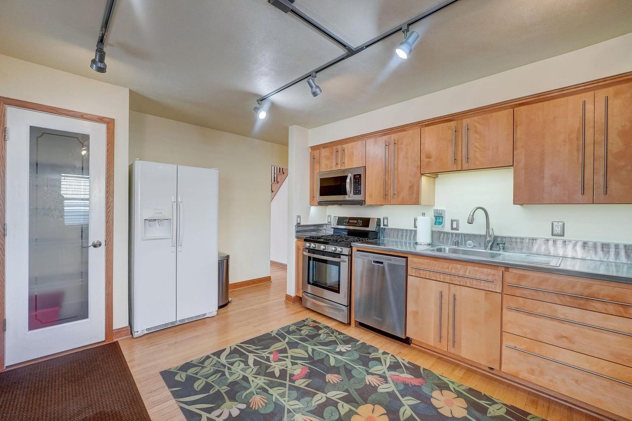 9136 W Michigan Street