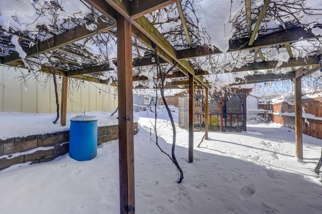 9136 W Michigan Street