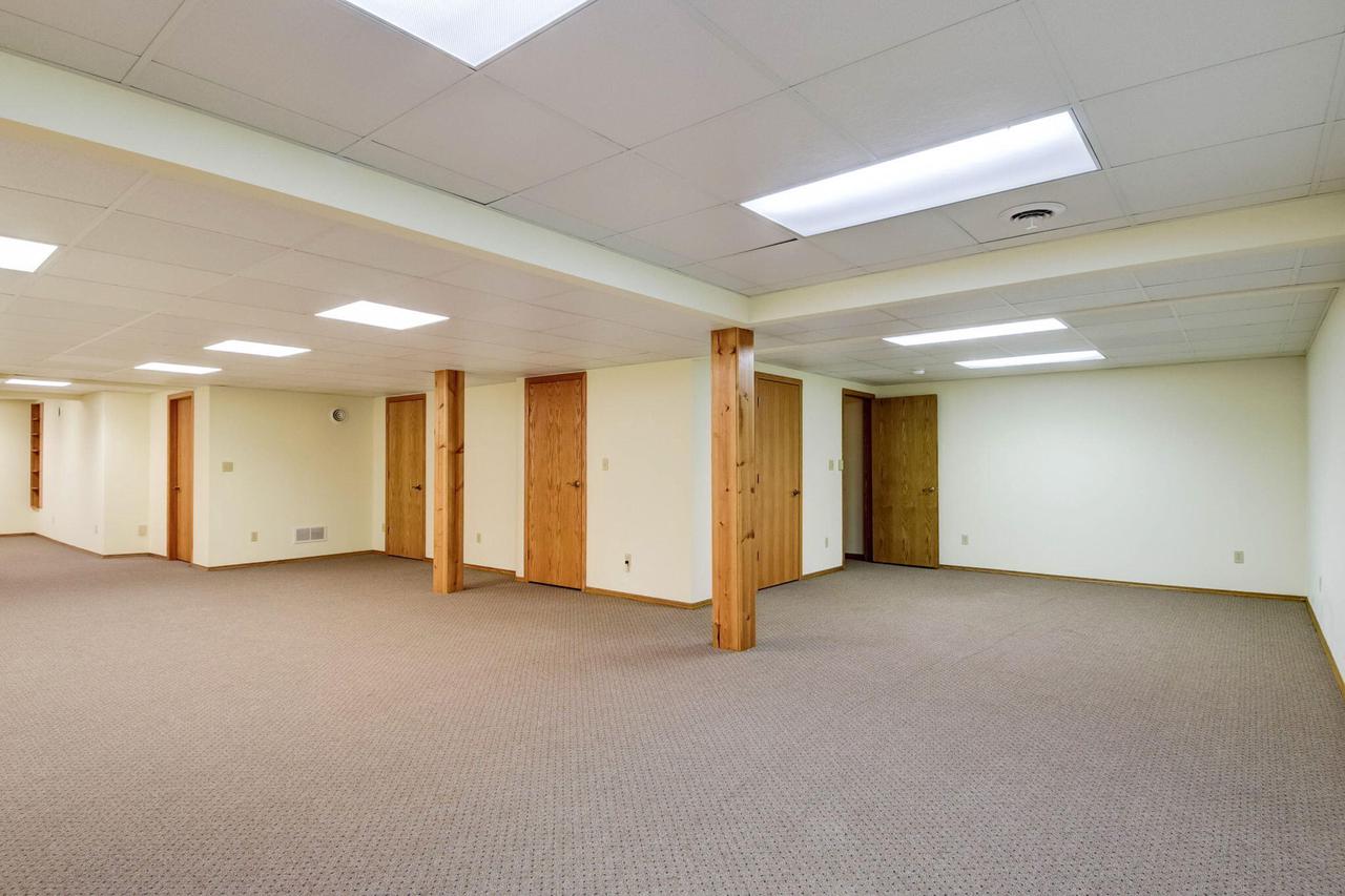 4465 South Longview DRIVE