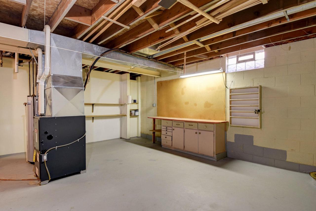 4465 South Longview DRIVE