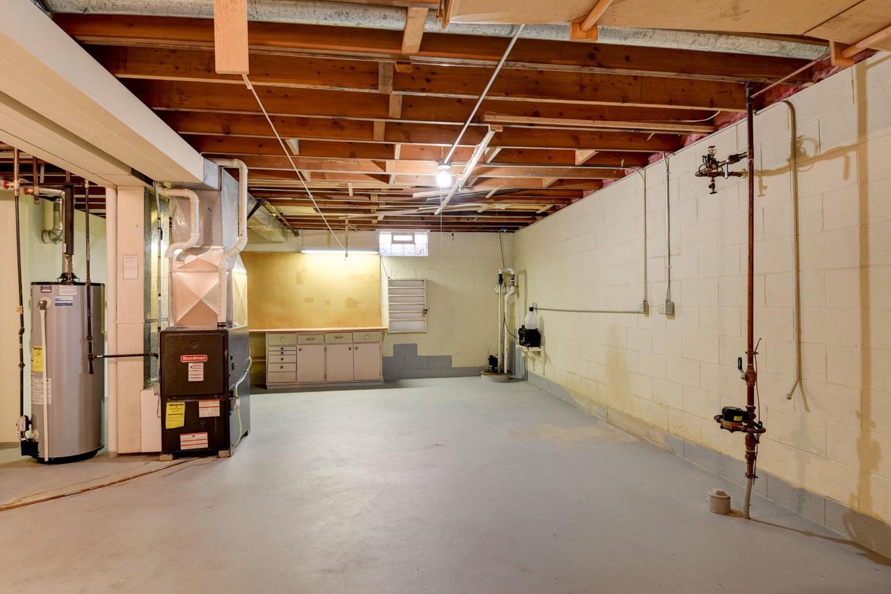 4465 South Longview DRIVE