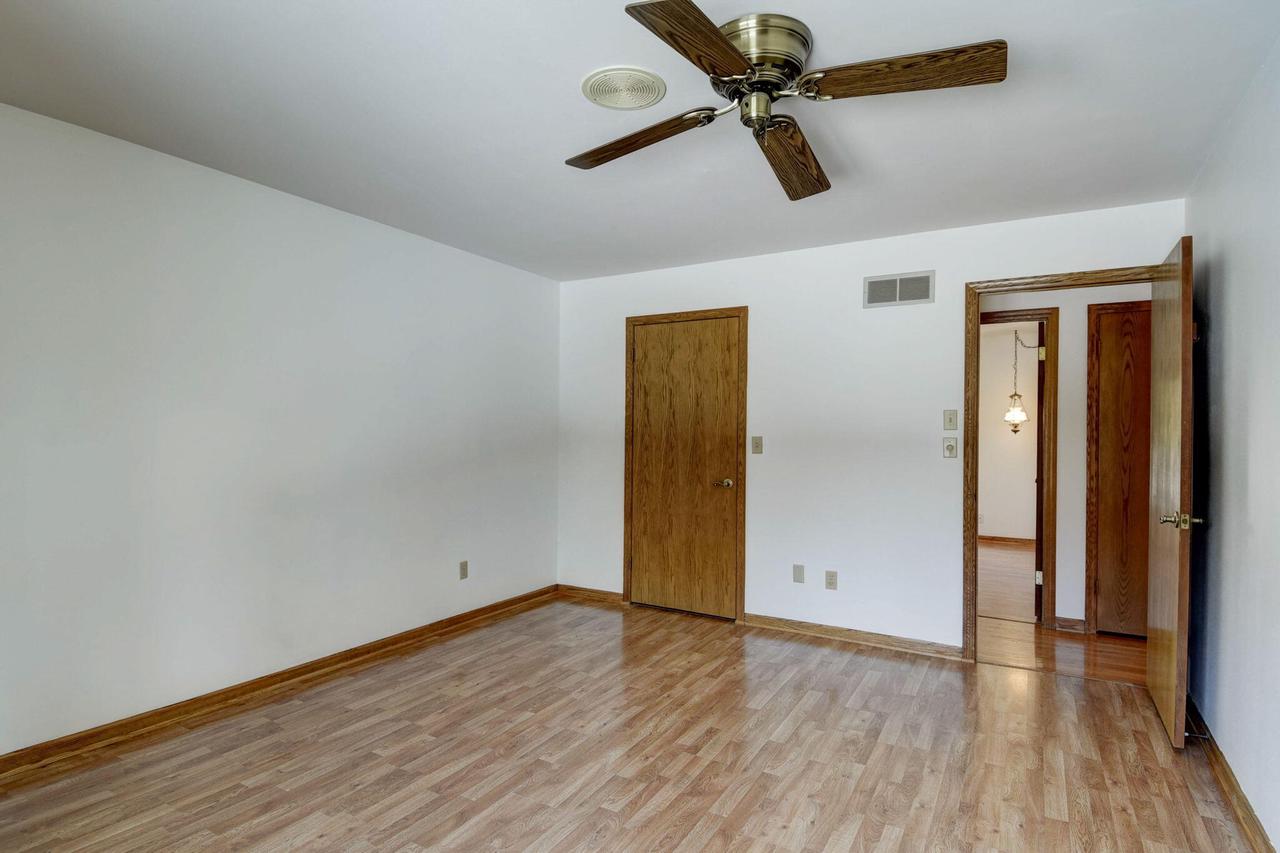 4465 South Longview DRIVE