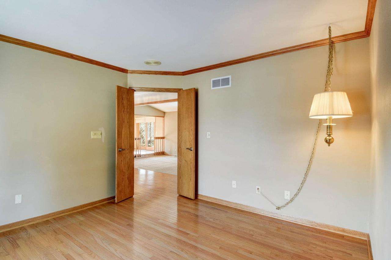 4465 South Longview DRIVE