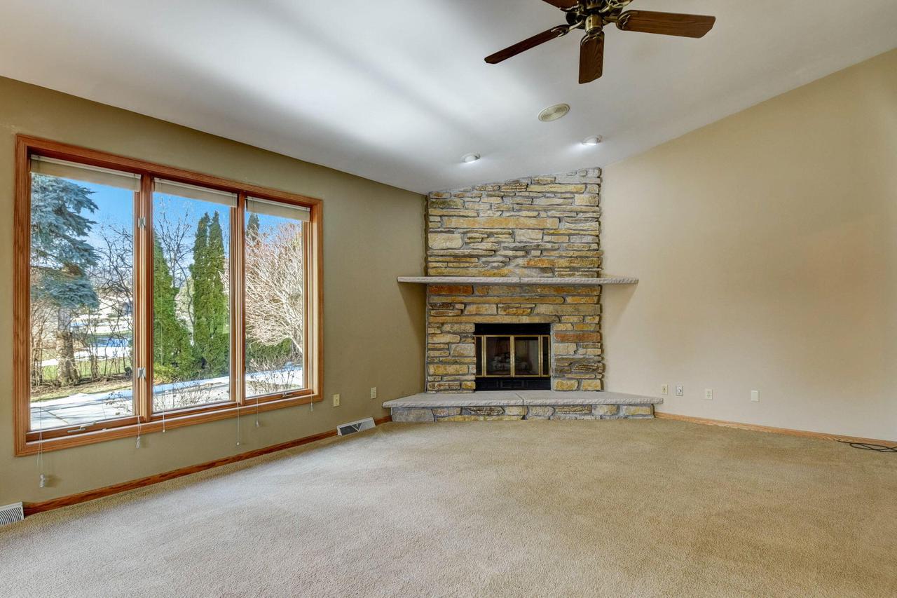 4465 South Longview DRIVE