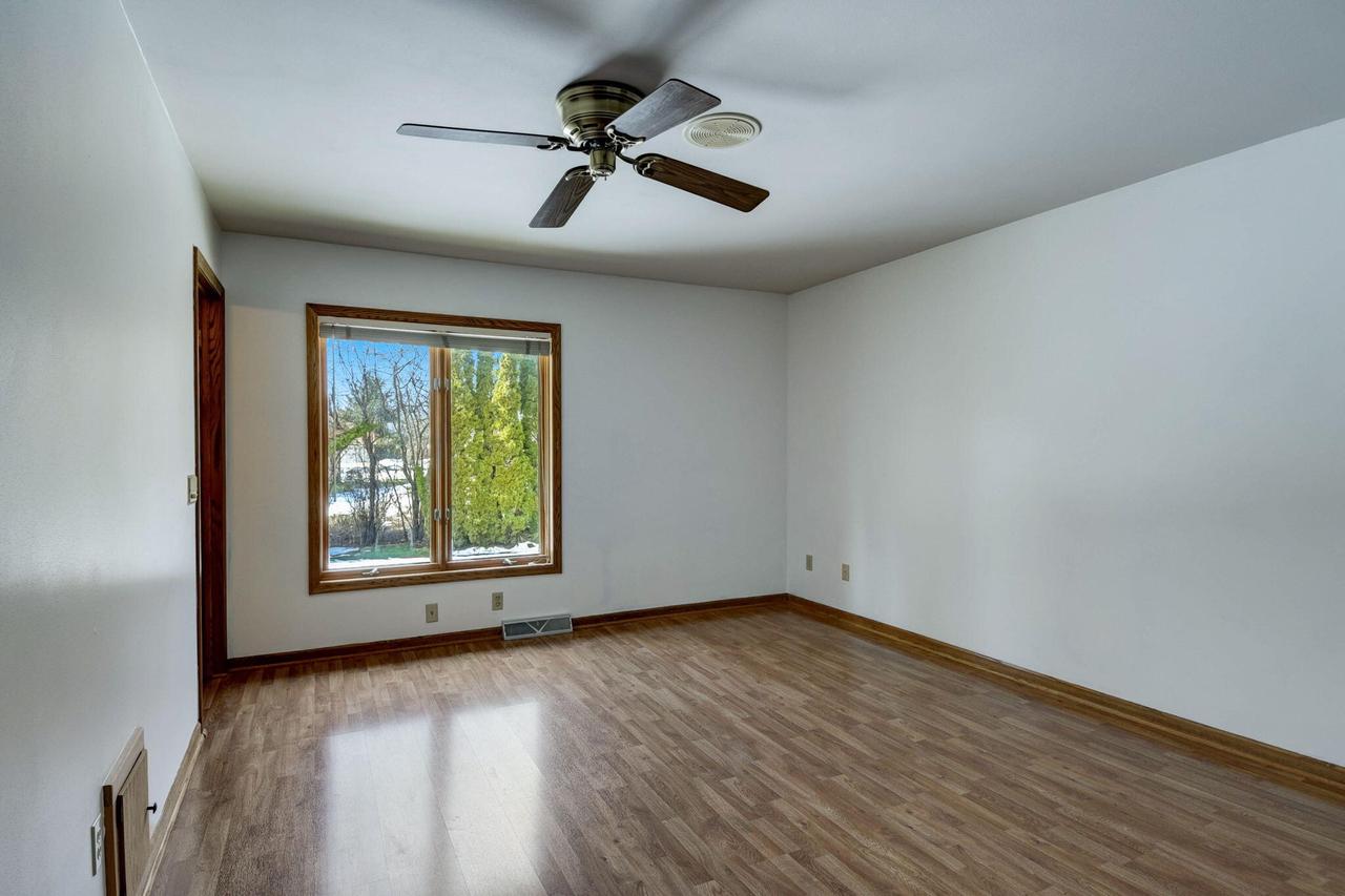 4465 South Longview DRIVE