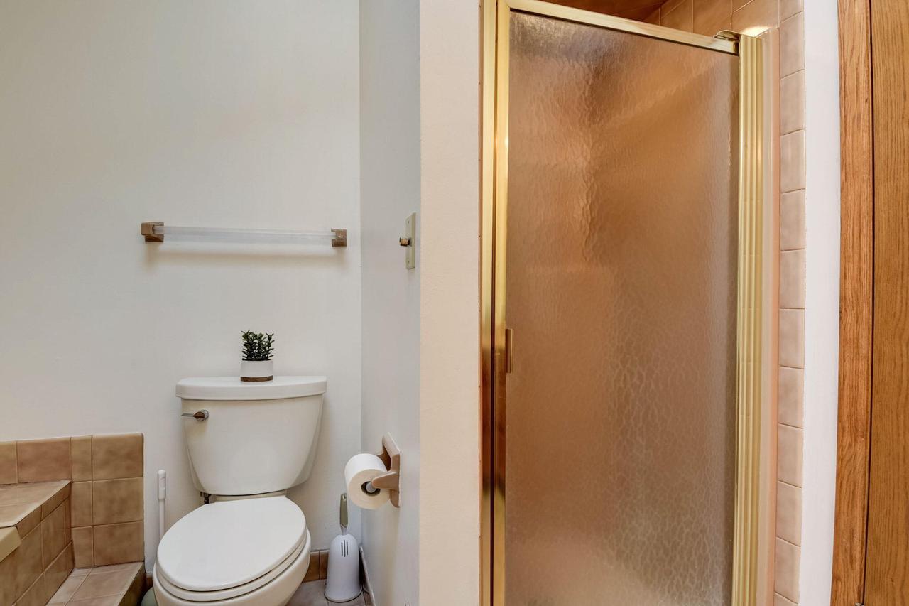 4465 South Longview DRIVE