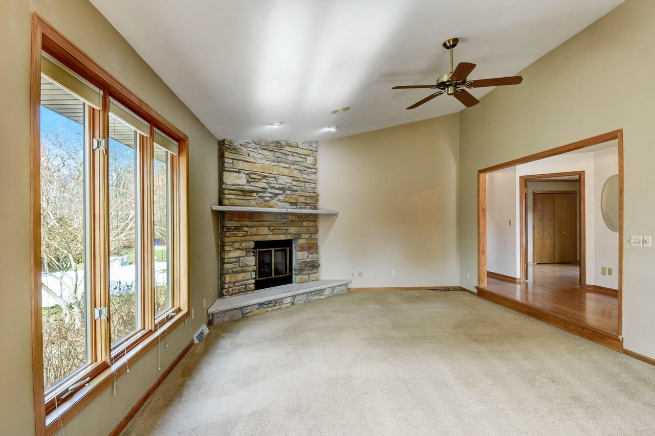 4465 South Longview DRIVE