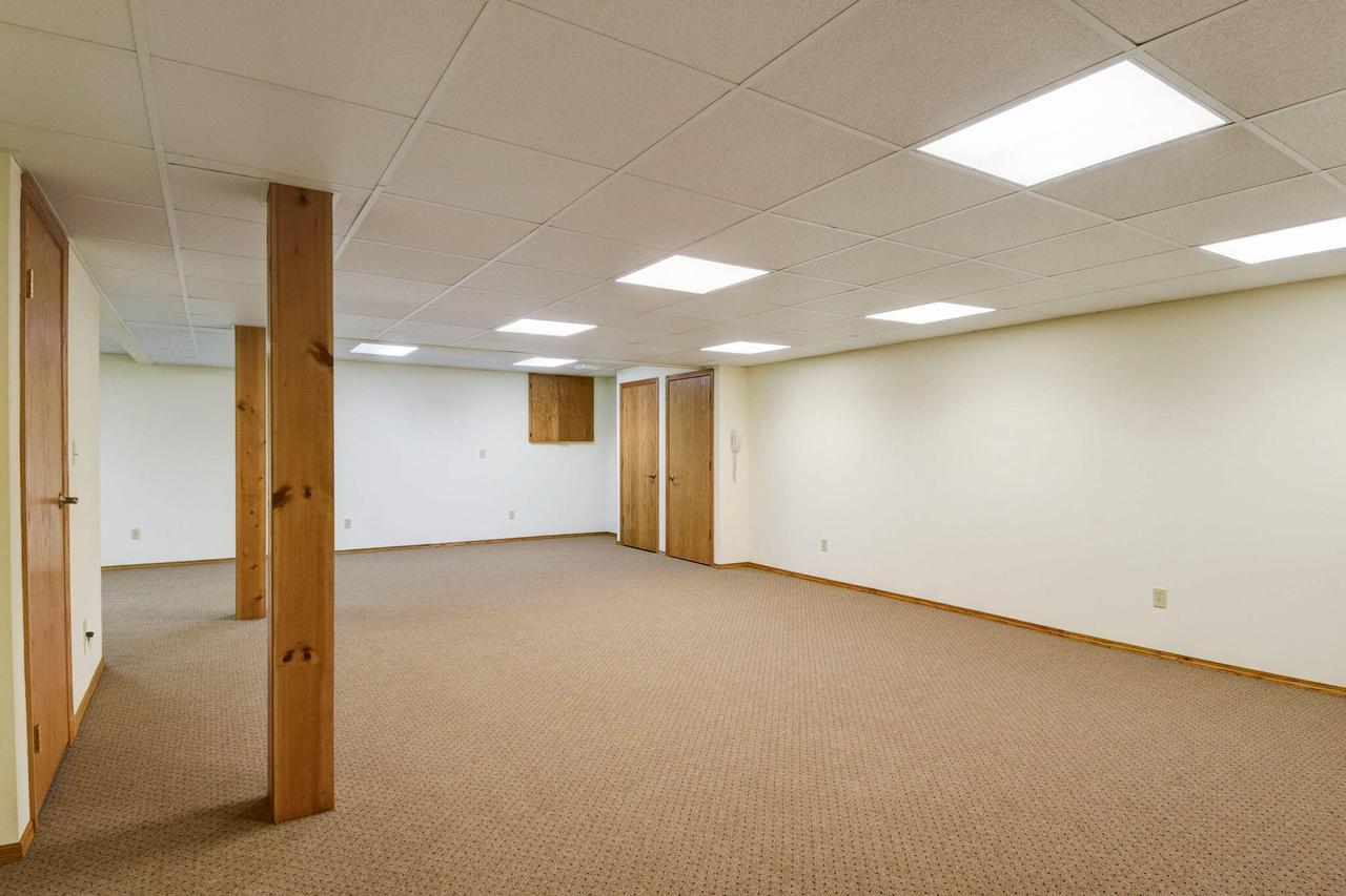 4465 South Longview DRIVE