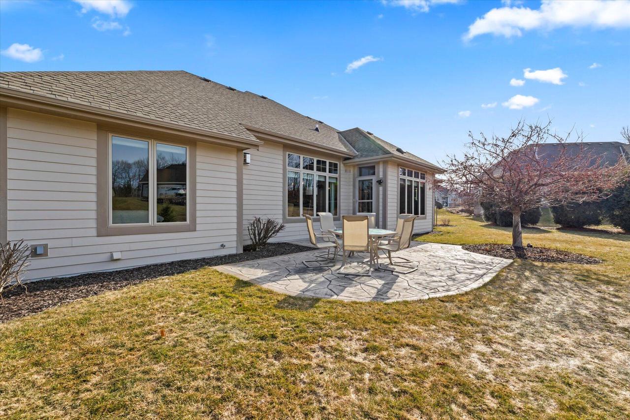 W238N2341 Talon DRIVE