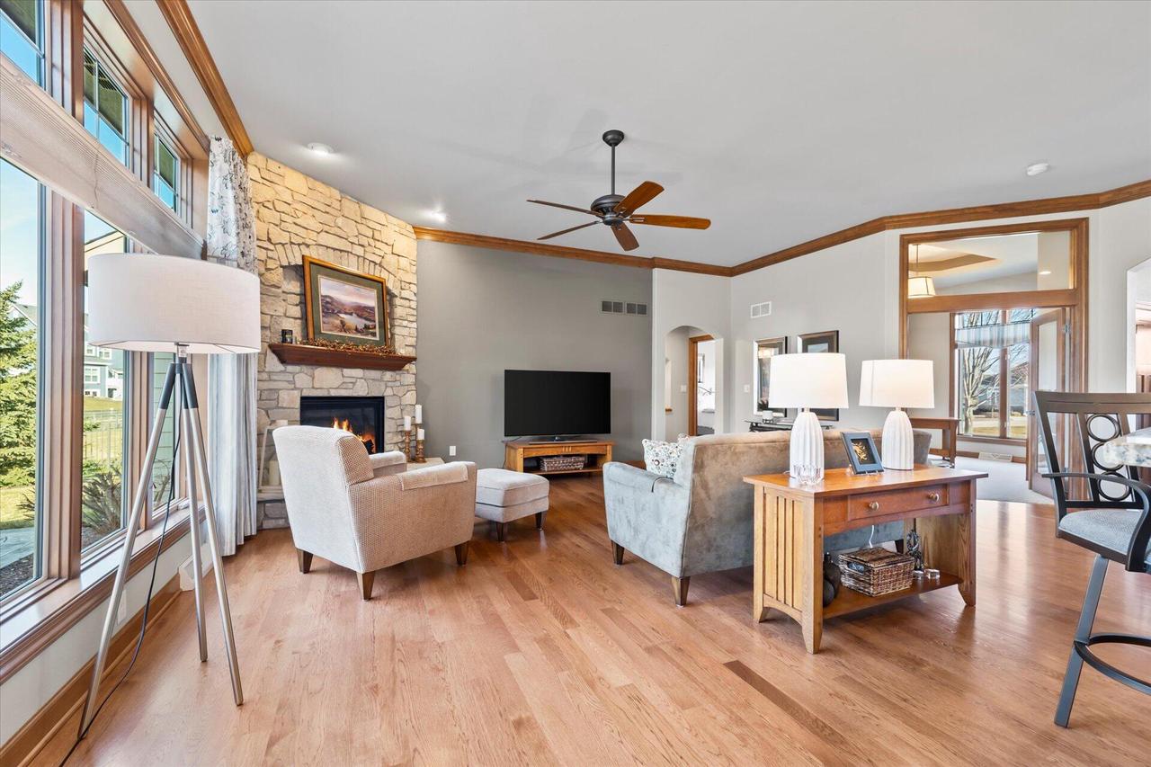 W238N2341 Talon DRIVE