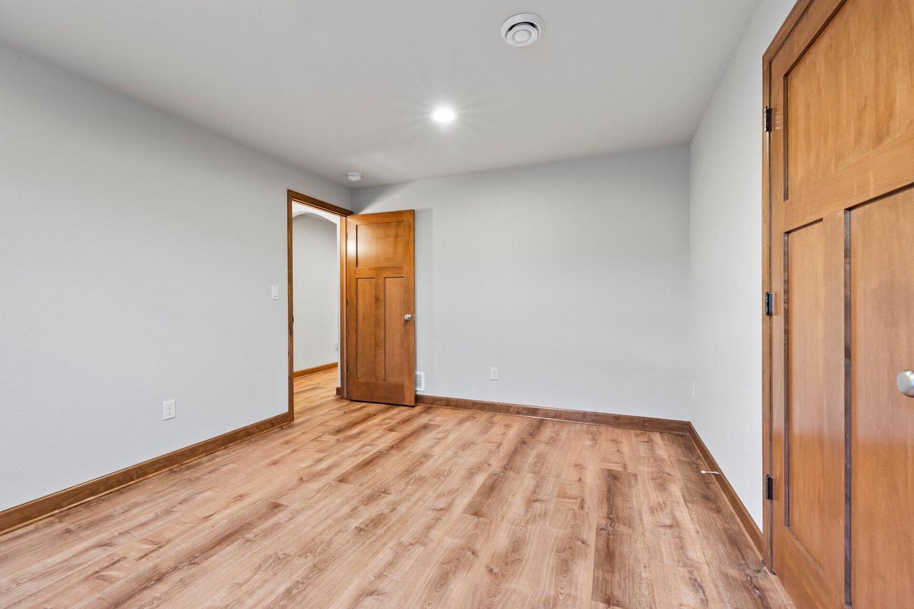 W238N2341 Talon DRIVE