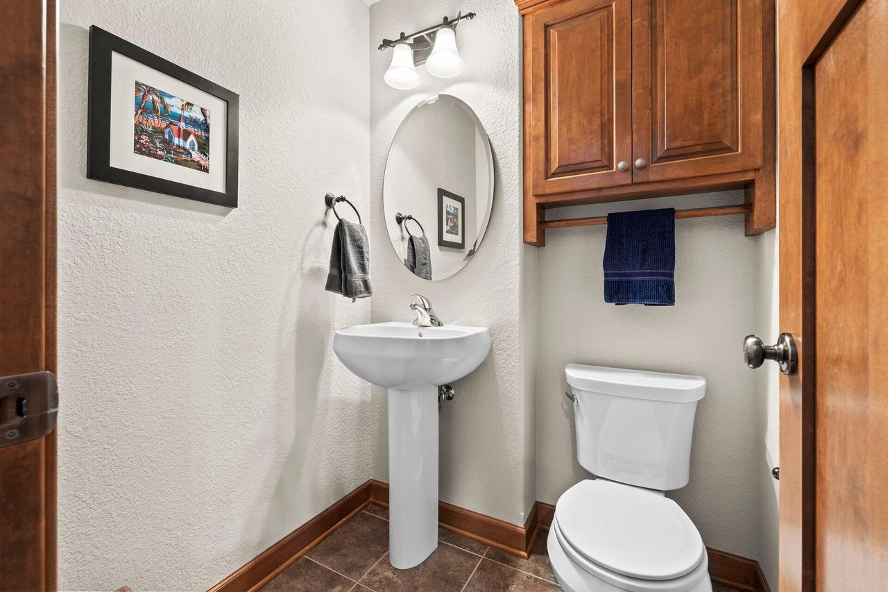 W238N2341 Talon DRIVE