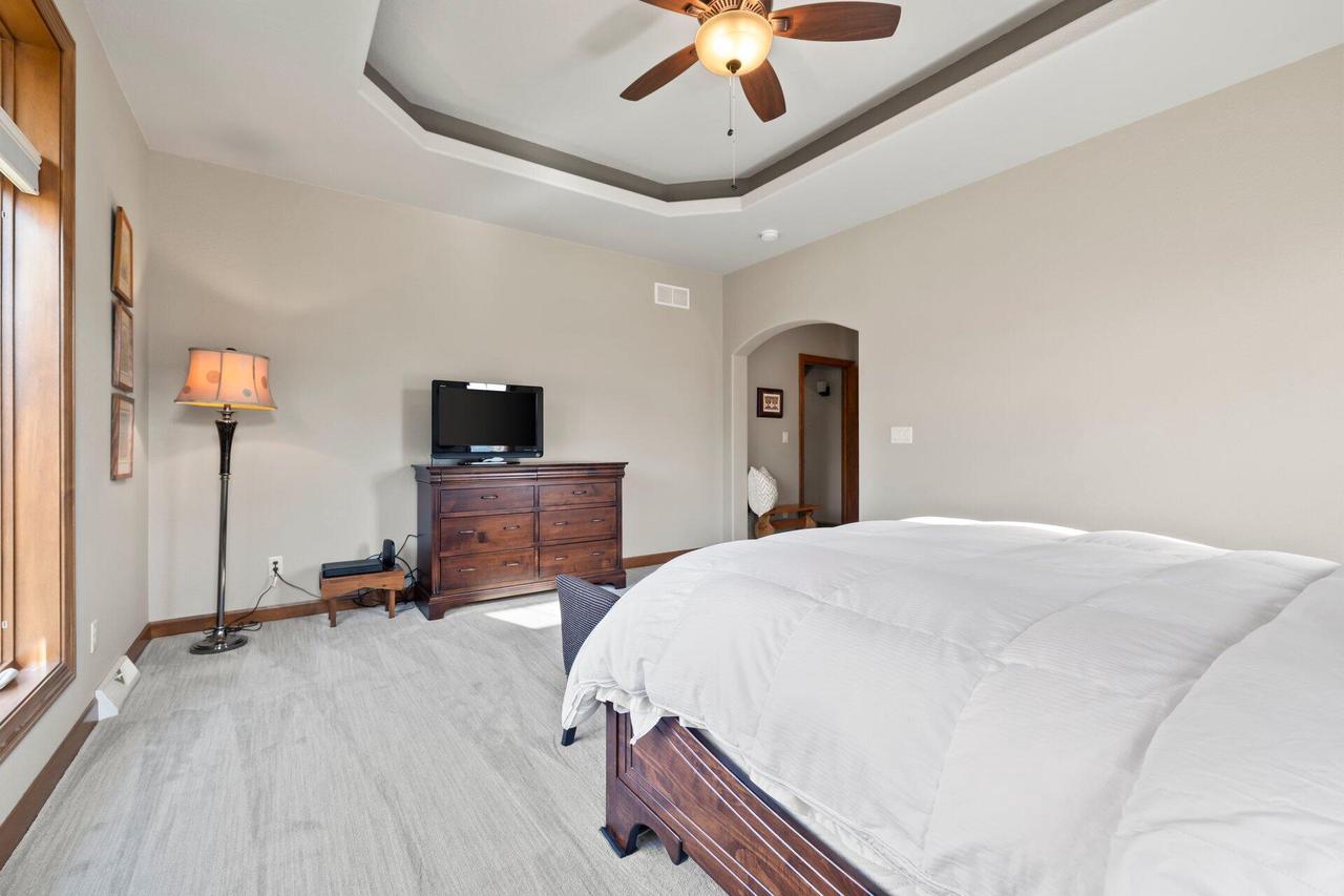 W238N2341 Talon DRIVE