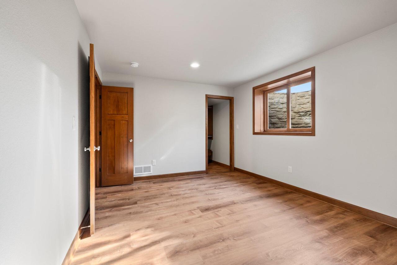 W238N2341 Talon DRIVE