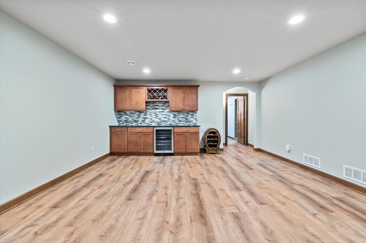 W238N2341 Talon DRIVE