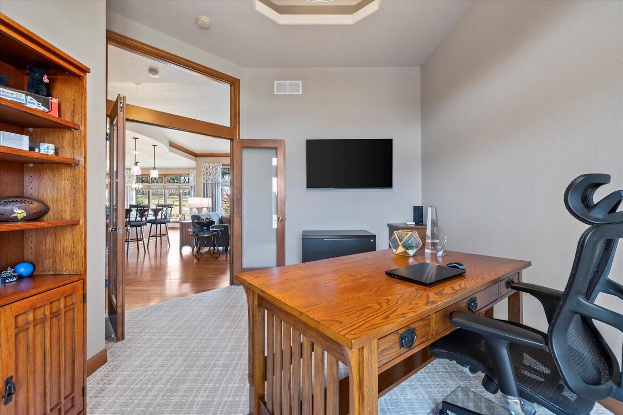 W238N2341 Talon DRIVE