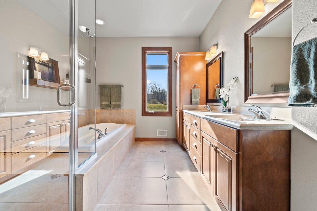 W238N2341 Talon DRIVE