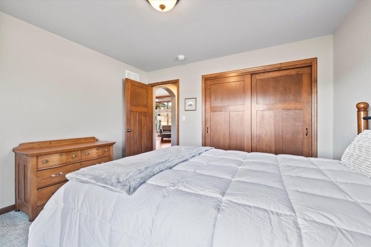 W238N2341 Talon DRIVE