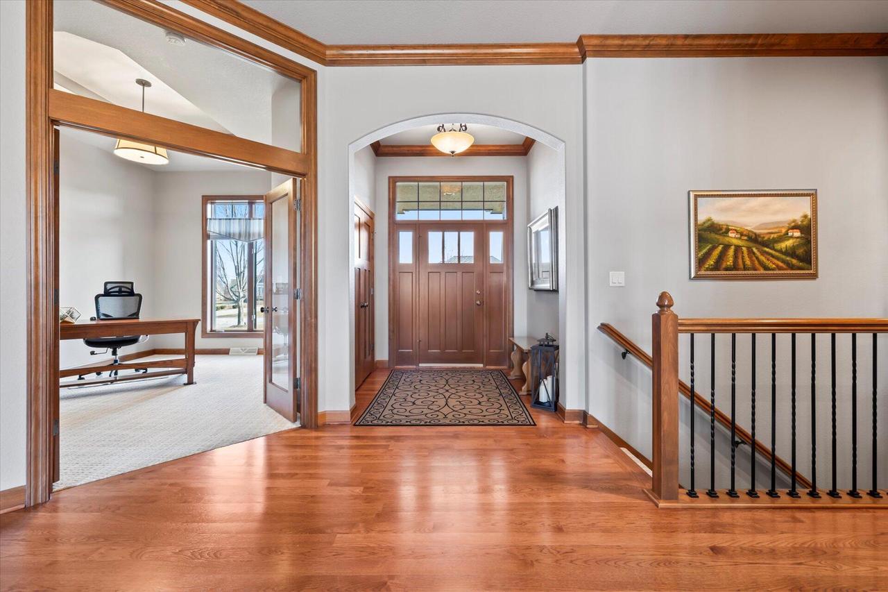 W238N2341 Talon DRIVE